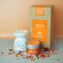 Load image into Gallery viewer, NEW Wax Melts and Burner Gift Set - Inspiring Sweet Orange
